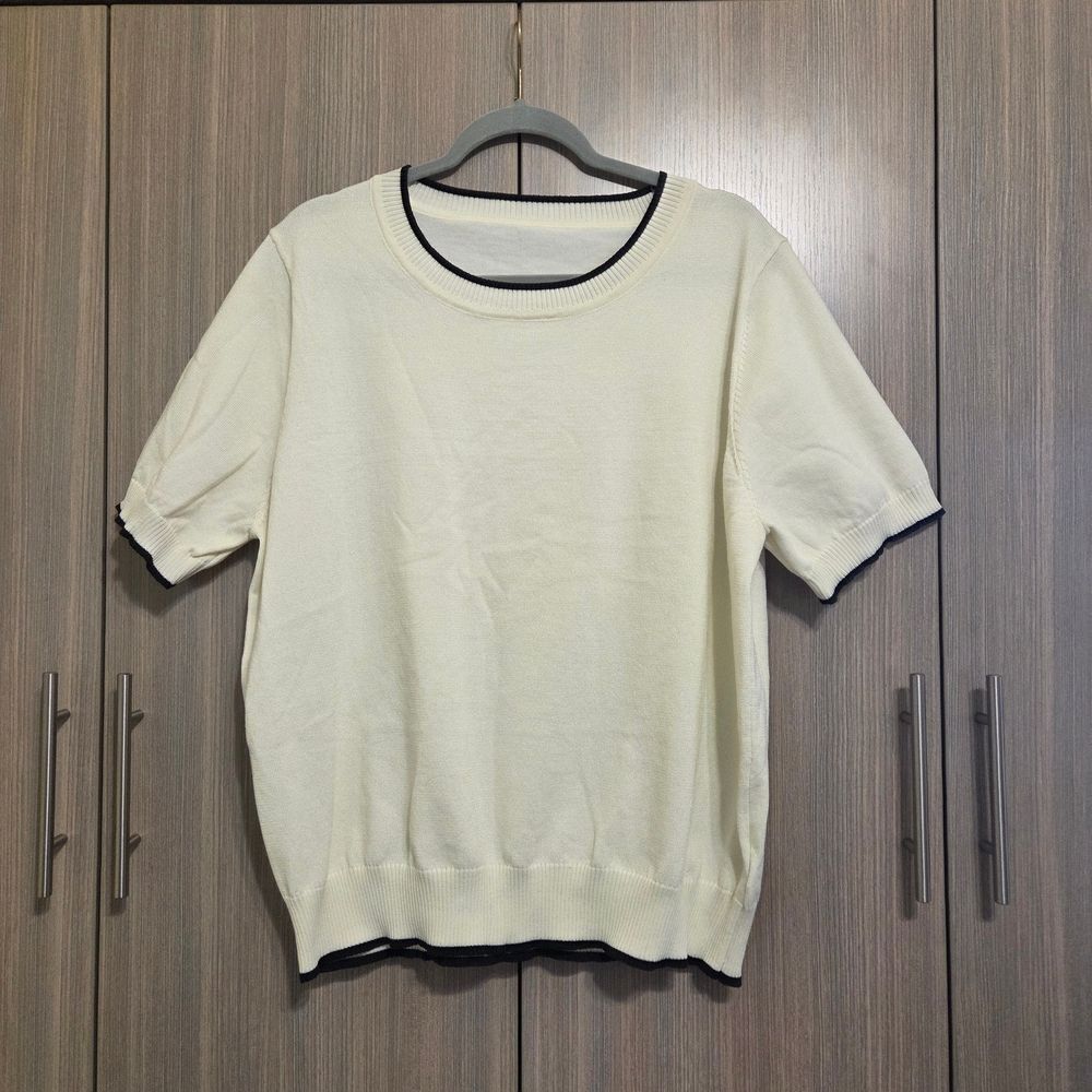 NWT Short Sleeve Sweater, Cream with Black Trim